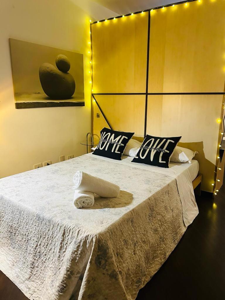 Easy Room Italy Prada Milán Exterior foto